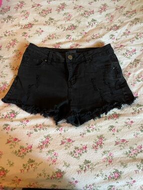 black denim short